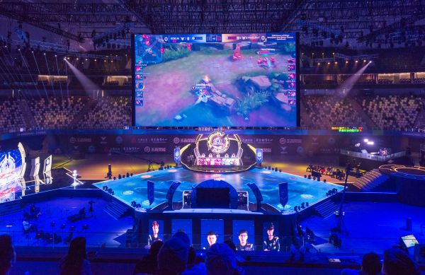 屡获佳绩 屡获佳绩