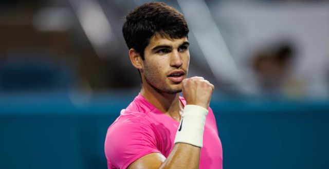 够继续保持 够继续保持