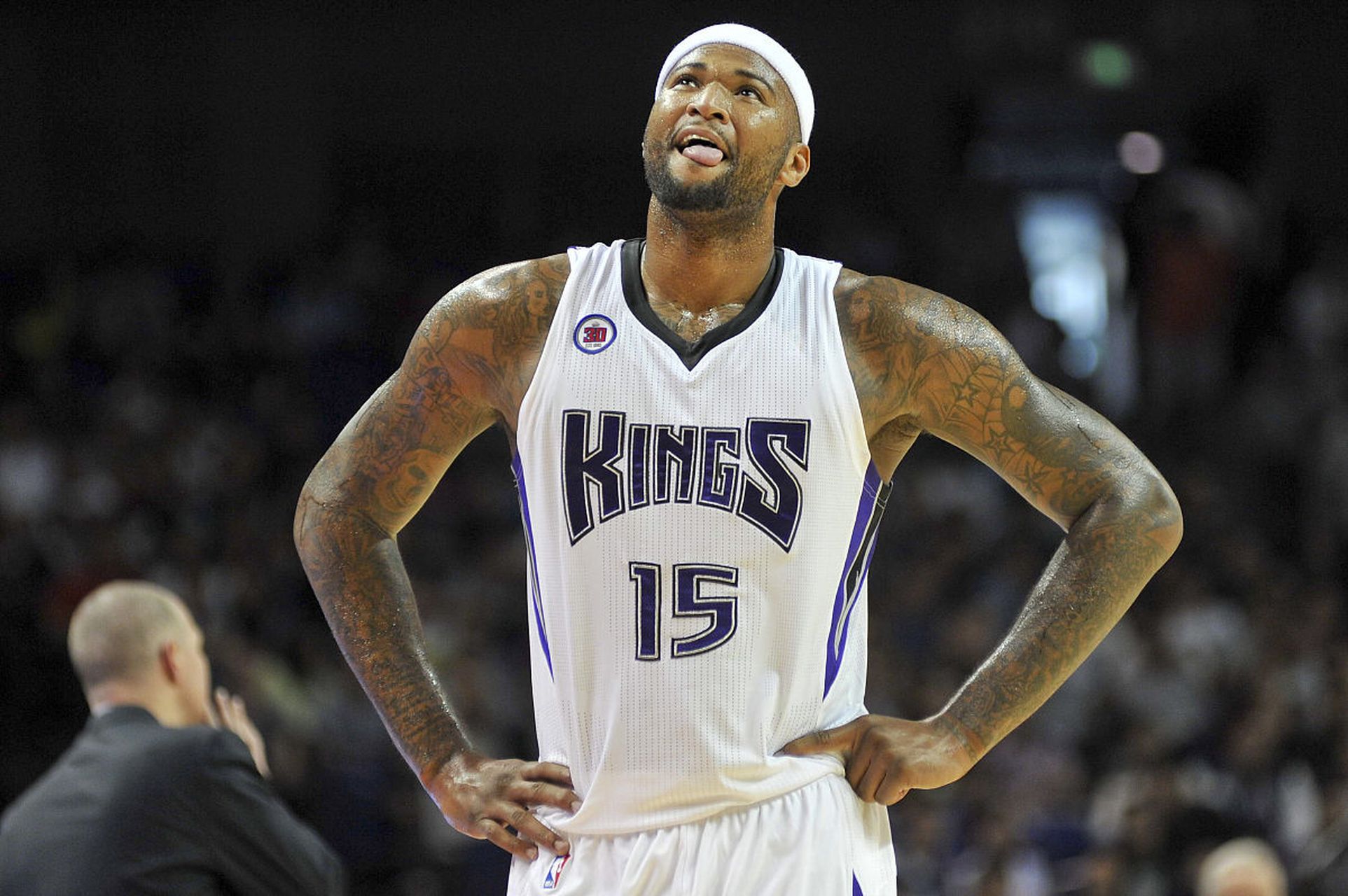 更依赖于团 更依赖于团