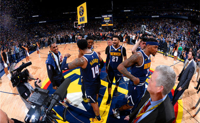 与传统竞技 与传统竞技